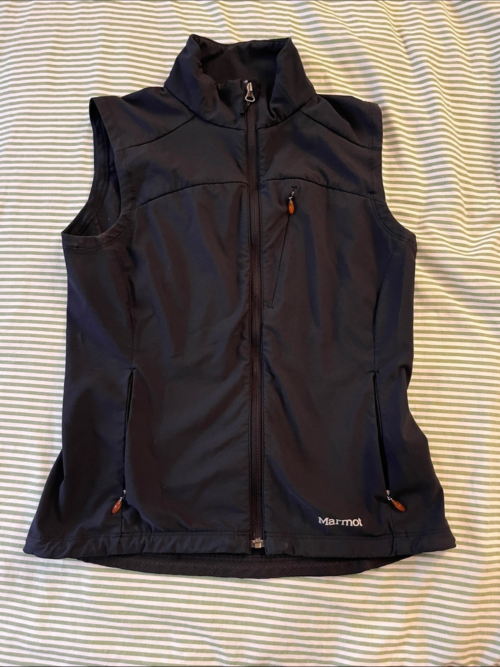 Marmot women’s black Softshell Vest with Zip Pockets